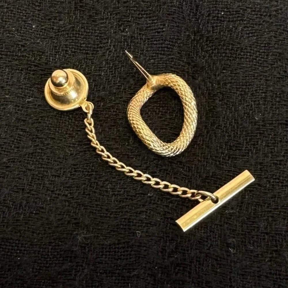 Tie Tack Mens Gold Tone Textured Oval Ring T-Bar Safety Chain‎